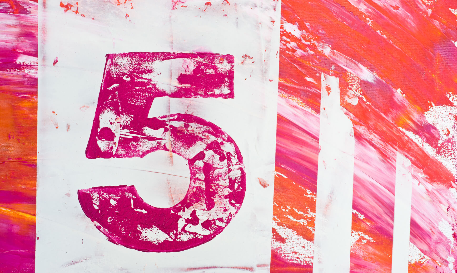 Five Tips to Help You Help Your Dyslexic Child A billboard with the number 5.